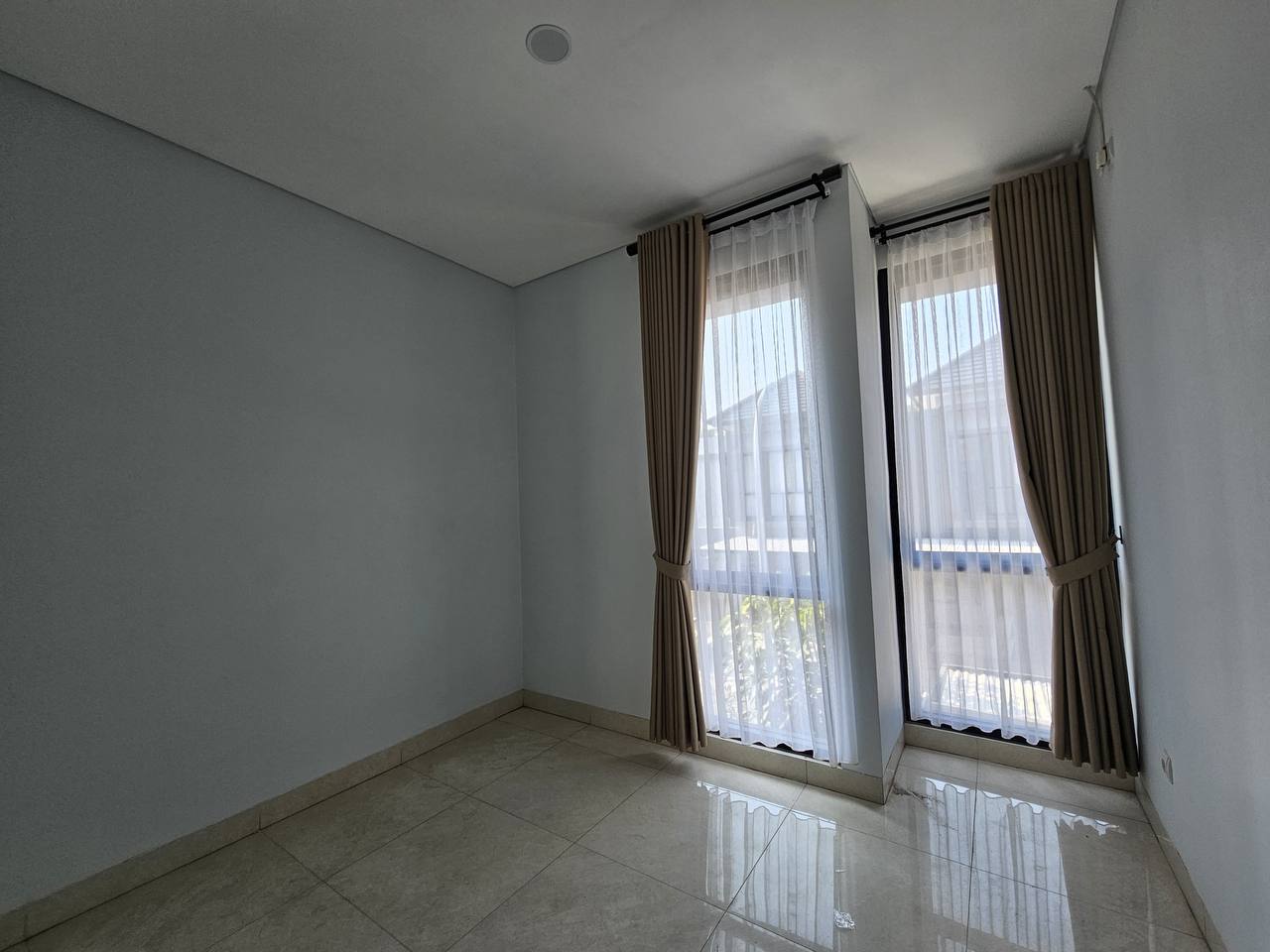 Rumah Bagus Murah Siap Huni selangkah ke Pusat Kota Surakarta di Pasar Kliwon, Kota Surakarta (Solo)
