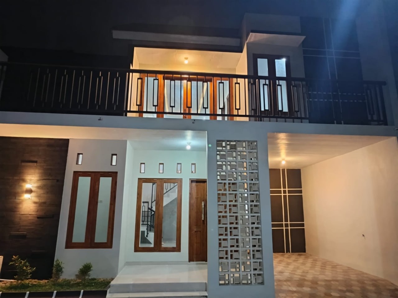 Rumah Sewa Cantik Semi Furnished di Cluster Colomadu di Gedongan, Colomadu, Karanganyar