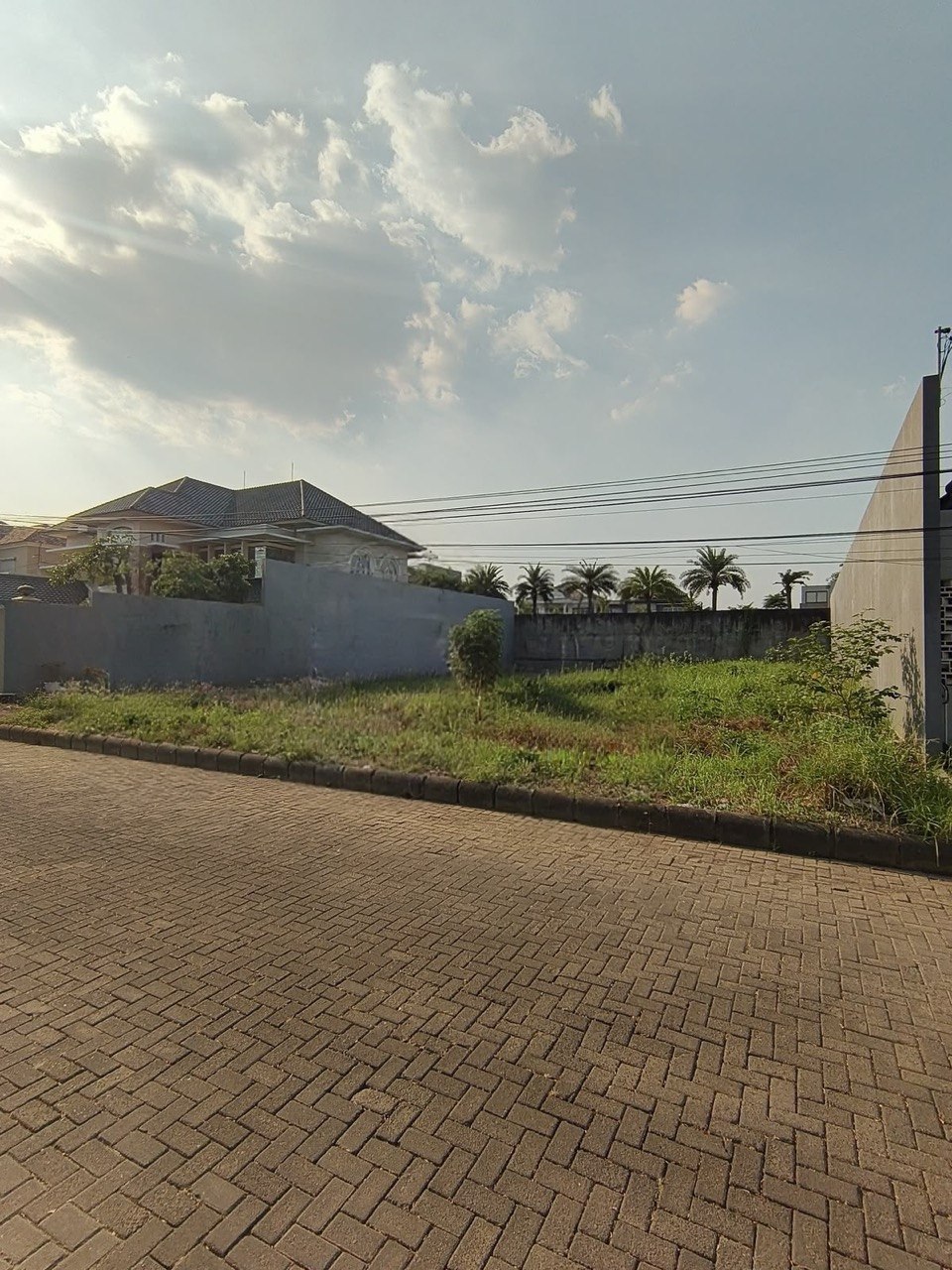 Tanah Kavling Siap Bangun salam Perumahan Elit Lokasi Favorit Solo Baru di Solo Baru, Grogol, Sukoharjo