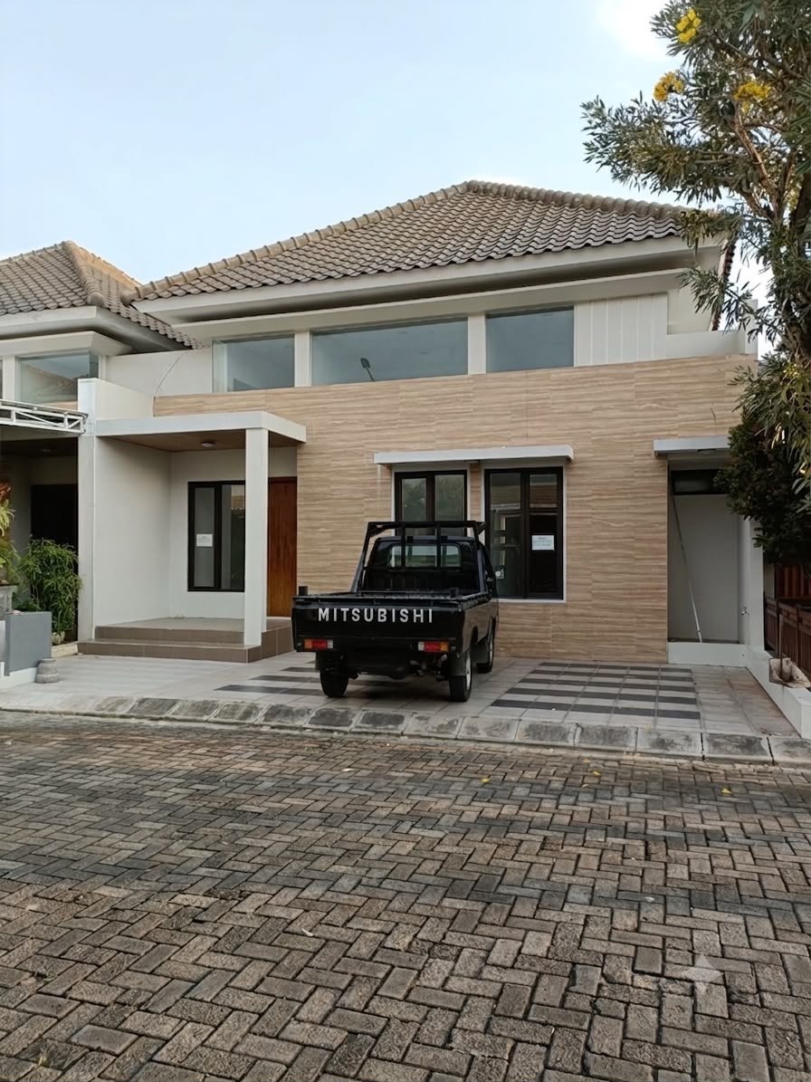 Rumah Cantik Siap Huni di Cluster Elite Aman dan Nyaman Kartasura dekat ke UMS dan UNS Pabelan dan Pusat Kota Solo di Kartasura, Sukoharjo