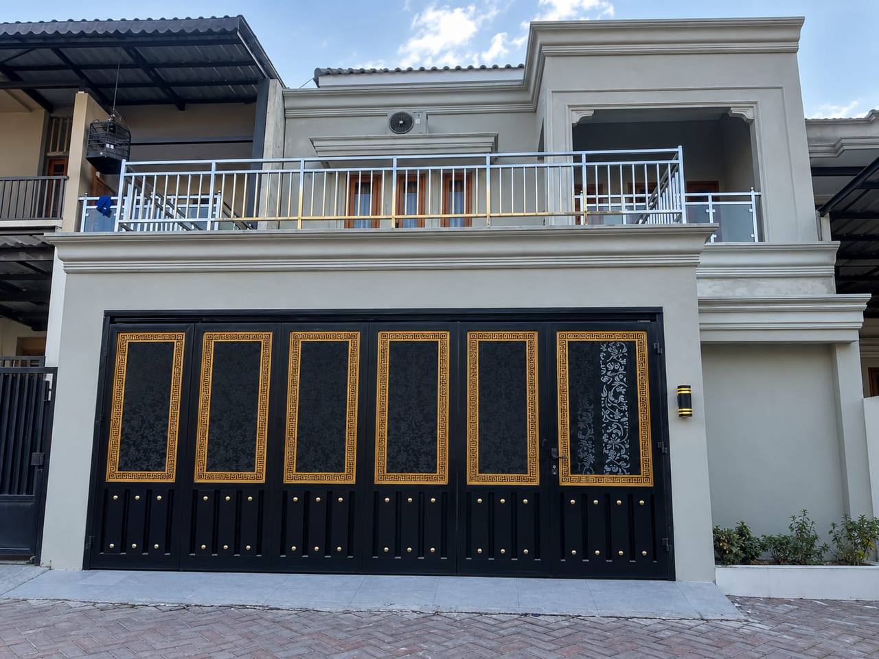 Rumah Cantik Mewah 2 Lantai di Kawasan Elite Solo Baru di Solo Baru Kudu, Baki, Sukoharjo