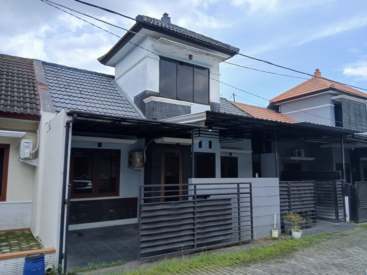 Rumah Cluster Aman dan Nyaman Lokasi Favorit Colomadu dekat ke Pusat Kota Solo di Colomadu, Karanganyar