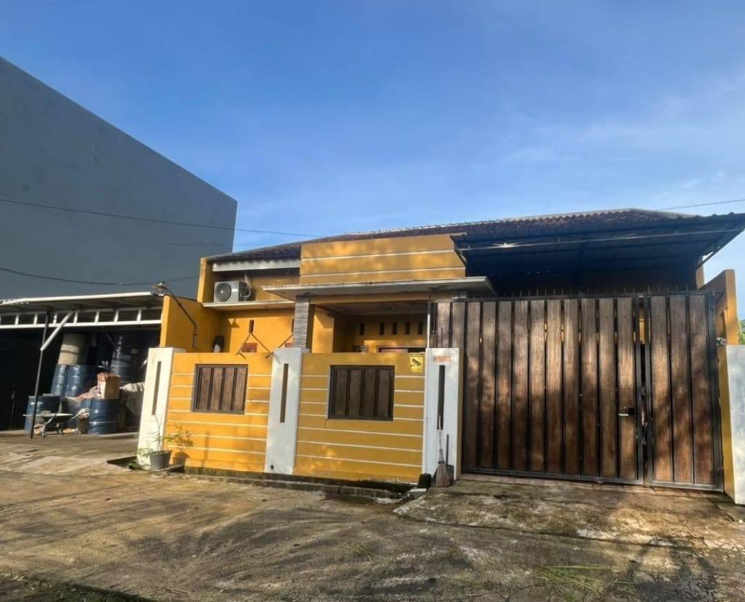 Rumah Nyaman di Kawasan Favorit Colomadu dekat Pusat Kota Solo, Tol, Bandara di Gedongan, Colomadu, Karanganyar